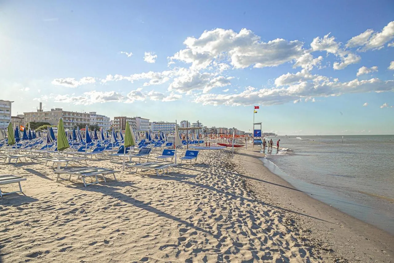 ***  Hotel Baby B&B Milano Marittima Italia