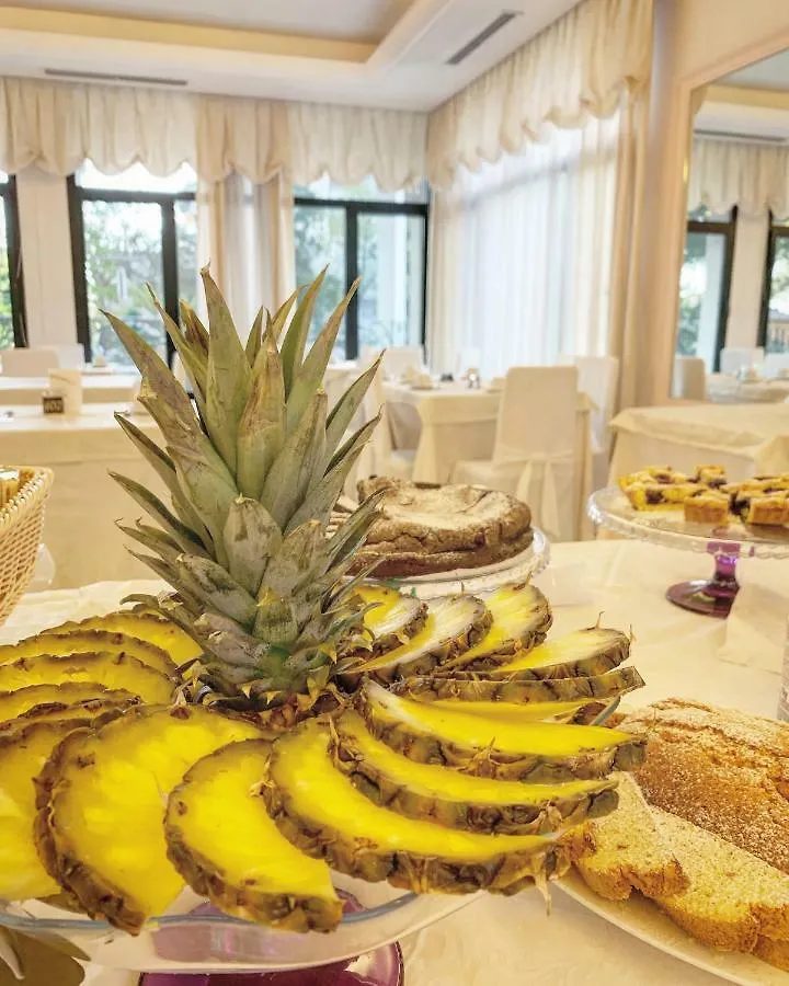 Hotel Baby B&B Milano Marittima