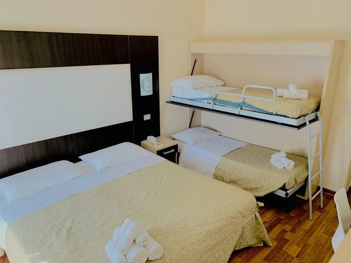 Hotel Baby B&B Milano Marittima